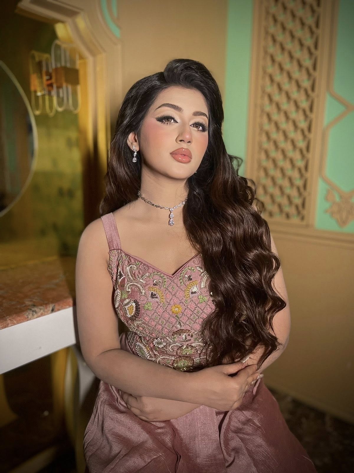 Signature Look by SAMIA Salon View 9